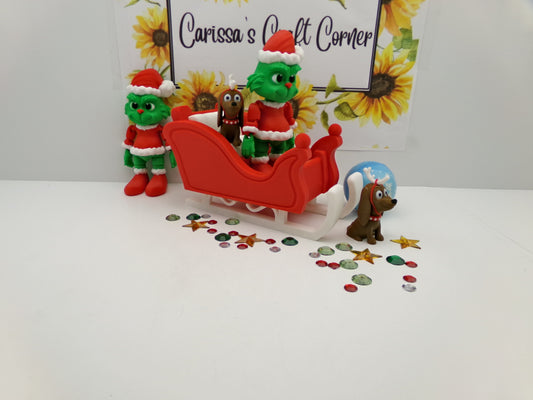 Holiday green Guy flexi and accessories